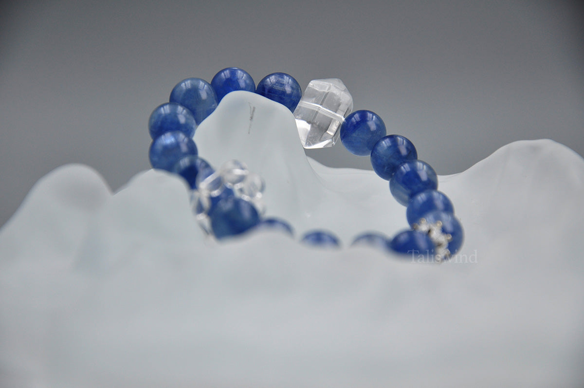 Clarity & Alignment Bracelet – Kyanite with Clear Quartz Ring & Double-Terminated Point